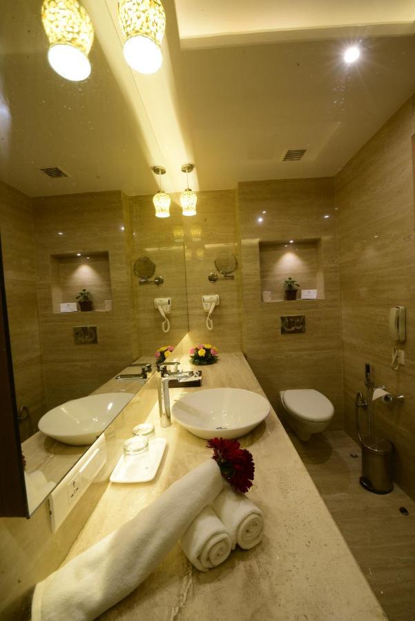 Surestay Plus By Best Western Amritsar Exterior photo